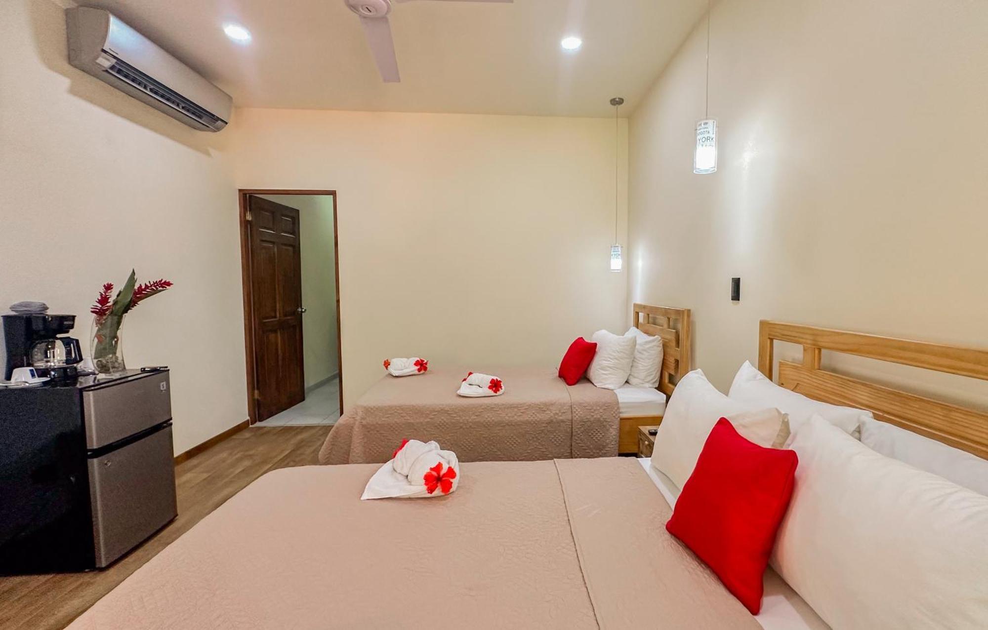 Hotel Tabulia Tree Nationalpark Nationalpark Manuel Antonio Exterior foto