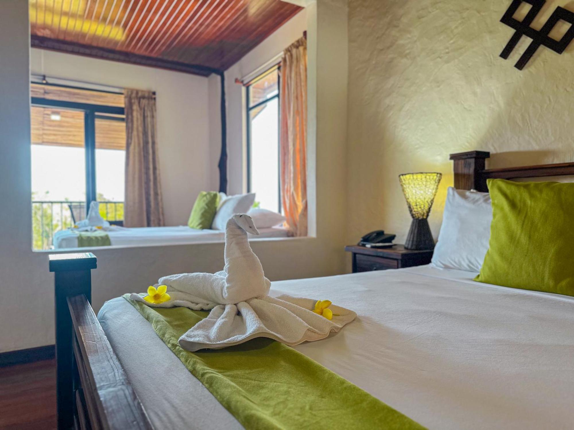 Hotel Tabulia Tree Nationalpark Nationalpark Manuel Antonio Exterior foto